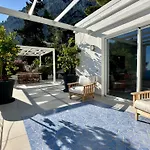 Allegra Villa *