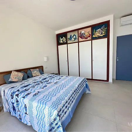 Allegra Villa Capri