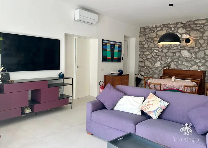 Allegra Villa *